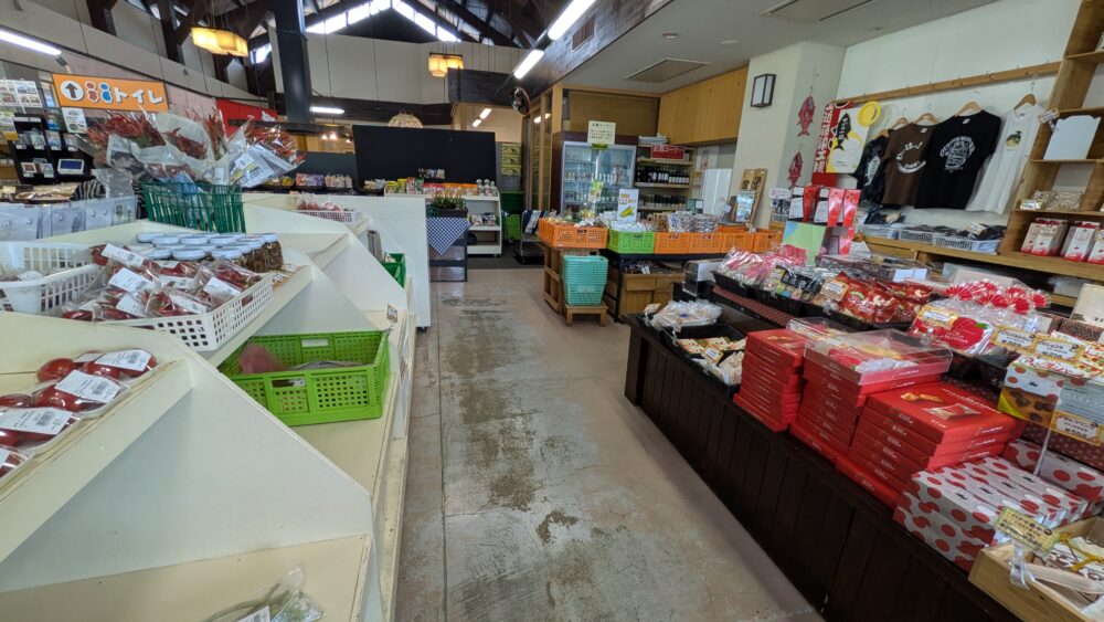 大鰐町地域交流センター 鰐comeの売店