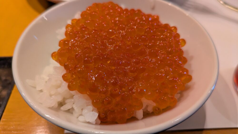 ニューオータニSATSUKIの最強の朝食のいくら丼