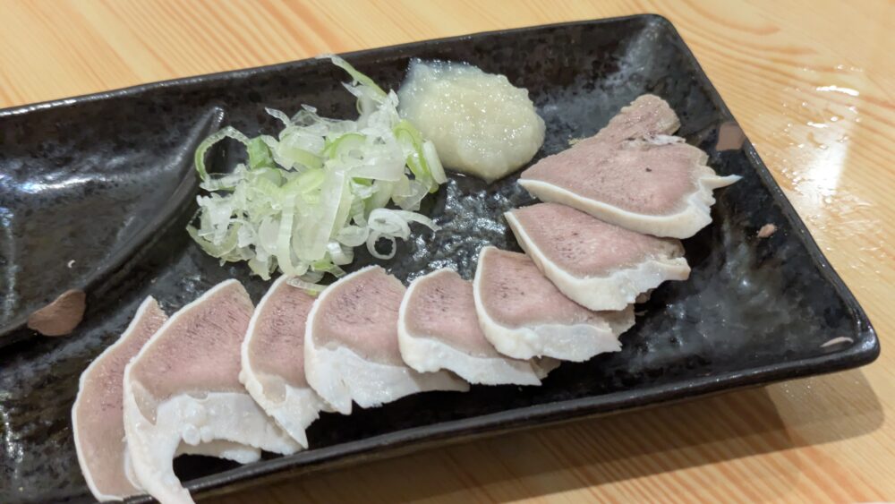 まる福のタン刺身