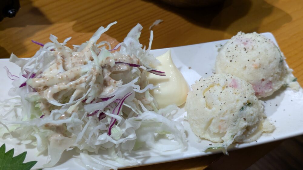 やきとり三吉神田北口店のポテサラ