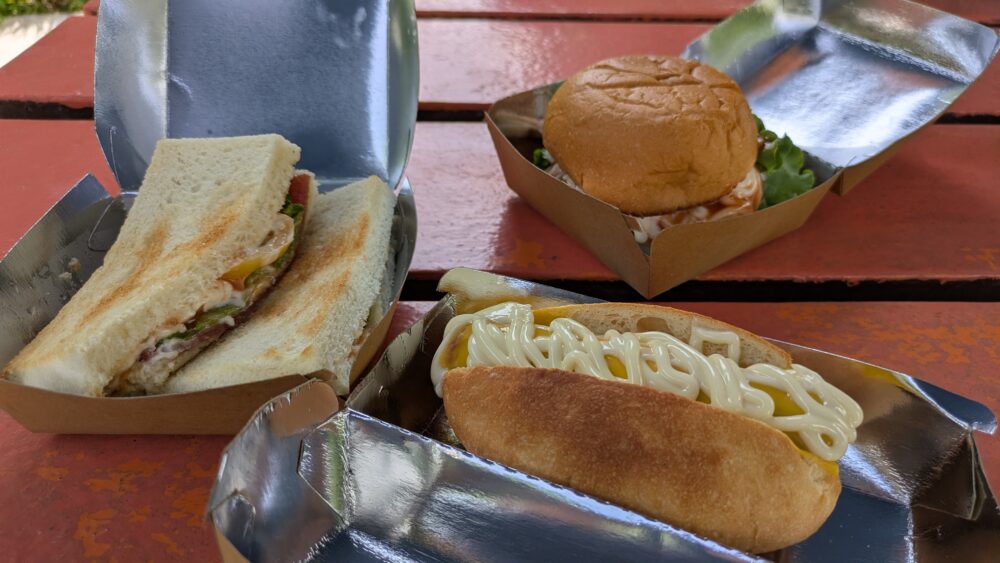 パラワンウォーターパークのランチ