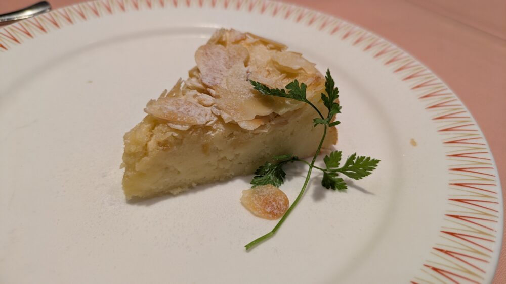 タベルナ ラ・メッセのチーズケーキ