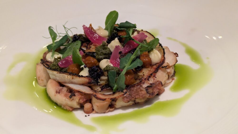 クルーステーキハウスのグリルド・タコ(Grilled Tako)