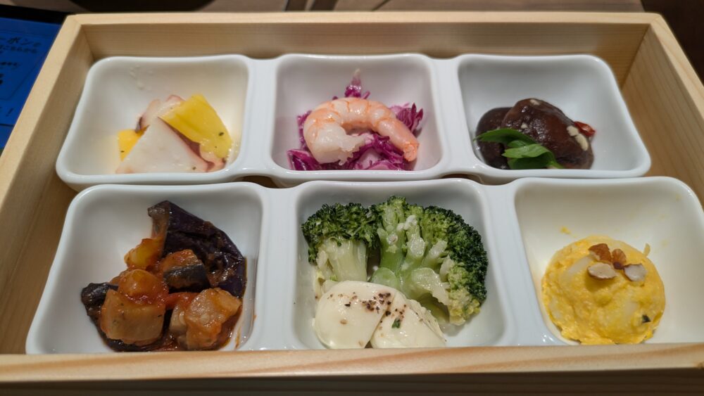 ペルティカ市川店のデリBOX