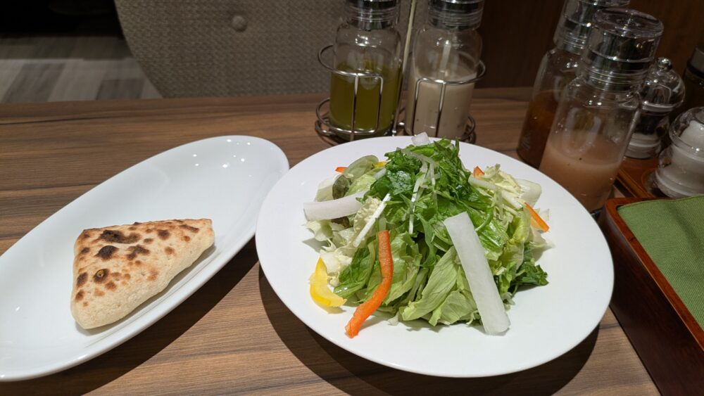 ペルティカ市川店のサラダ