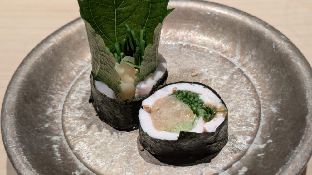 小花のガリ紫蘇巻き