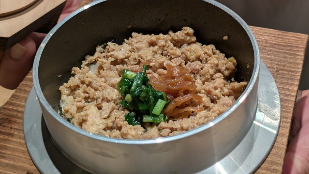 鳥しきの釜めし