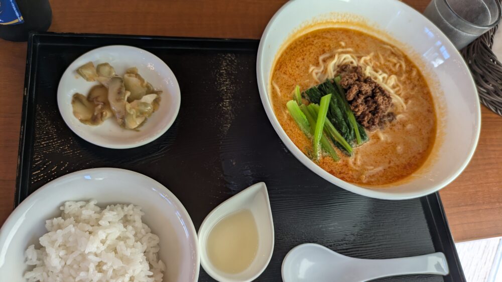 広陵カントリークラブの担担麺