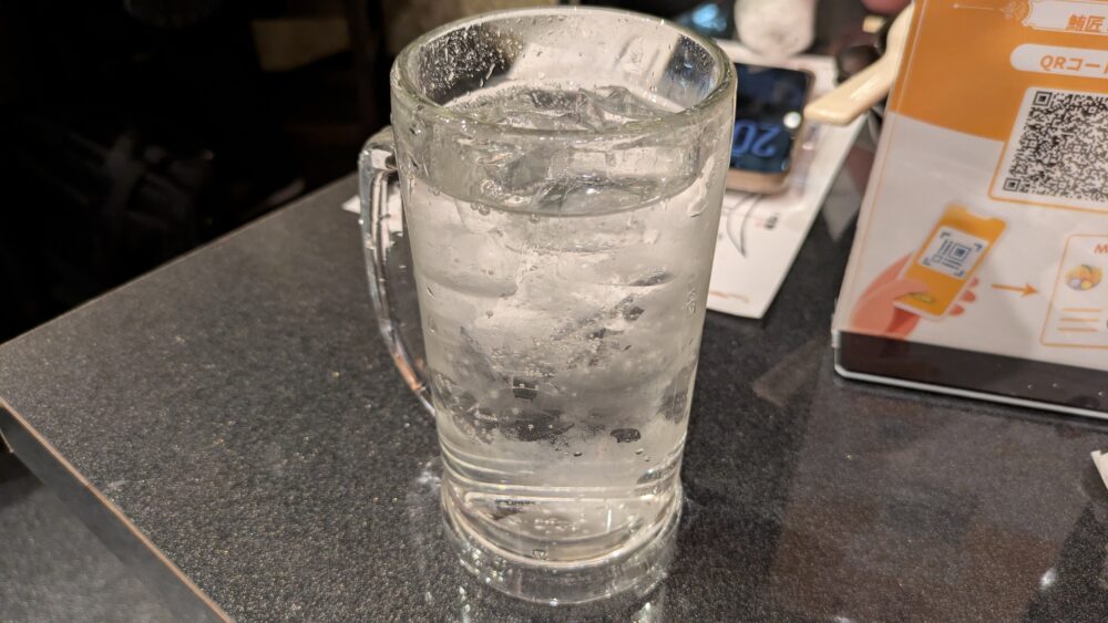 海の達磨魚心新橋店の焼酎ソーダ割