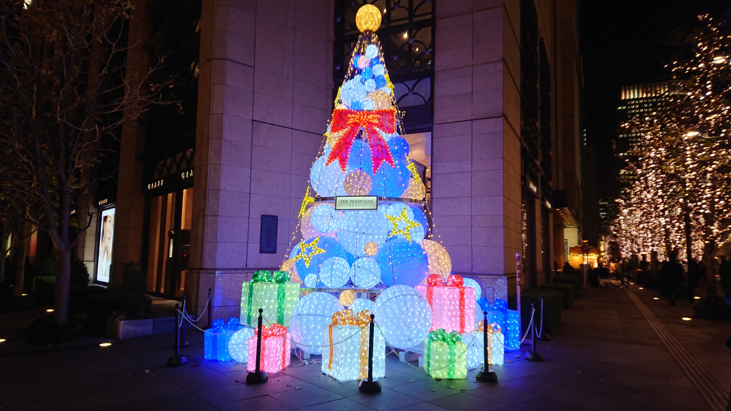 ペニンシュラ東京のクリスマスツリー（Christmastree）