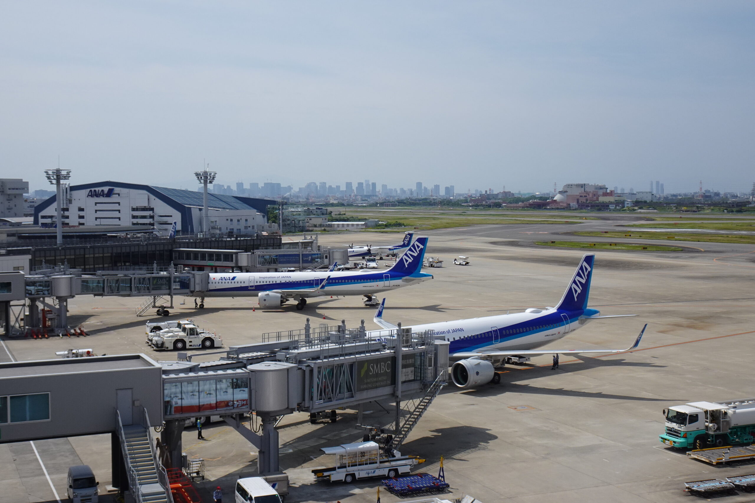 大阪空港（伊丹空港）の展望デッキの風景