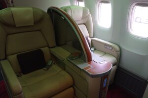 JAL（日本航空）767-300ERのファーストクラスの座席