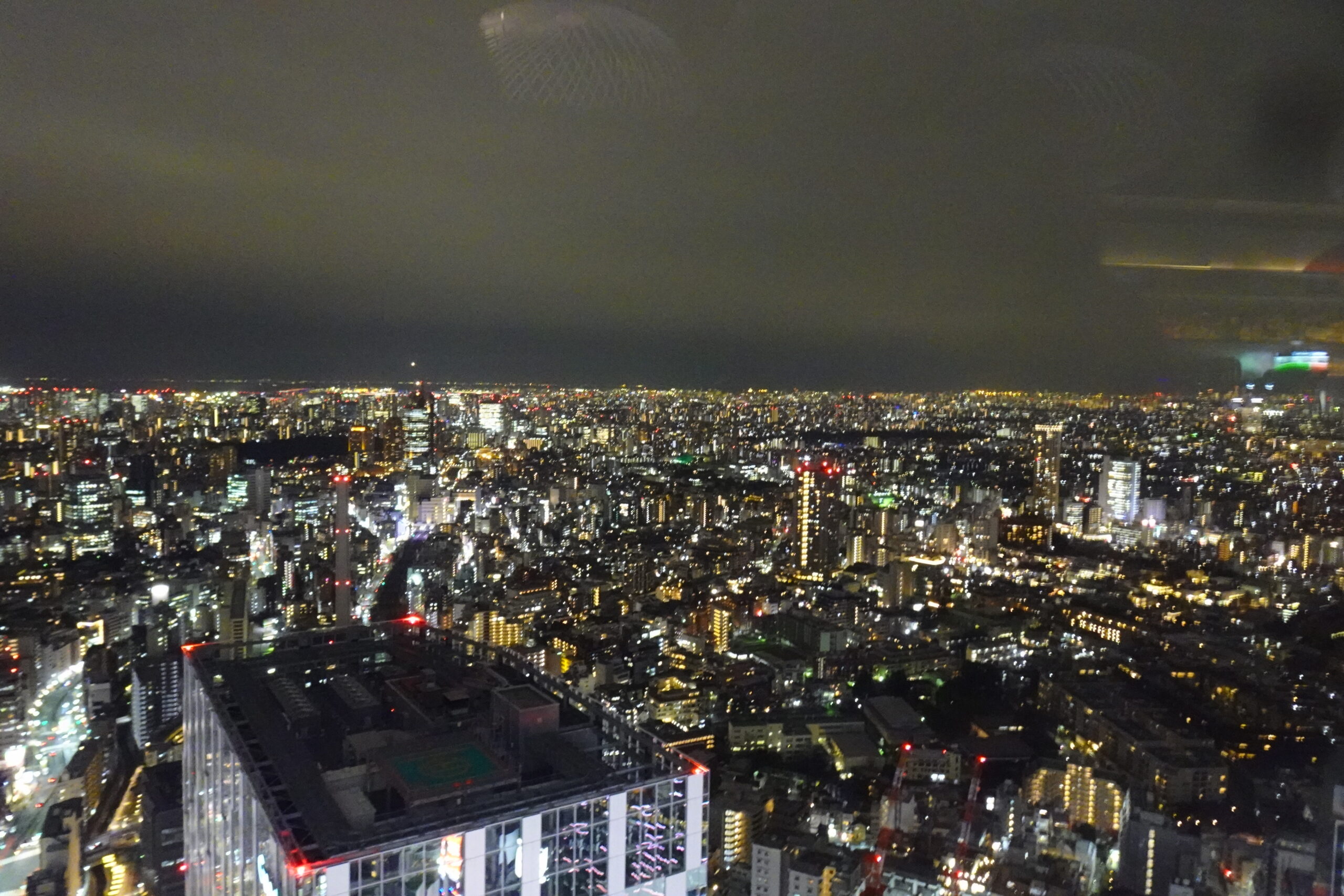 渋谷スクランブルスクエアSHIBUYASKY（渋谷スカイ）のスカイギャラリーからの夜景