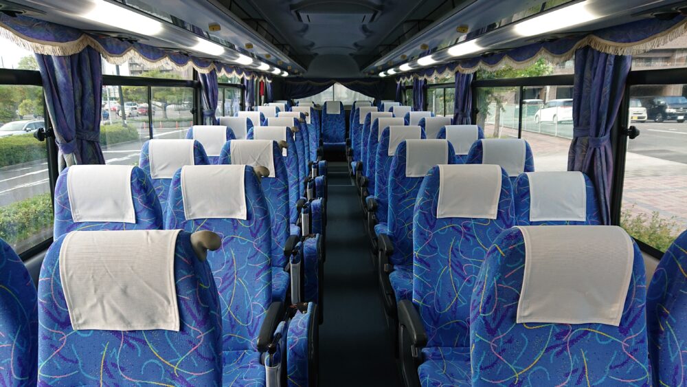 琴三バスが運行する空港リムジンバスの車内
