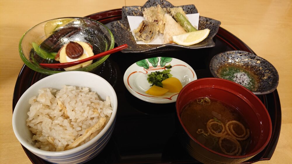 亀の井ホテル観音寺の本膳料理の弐の膳