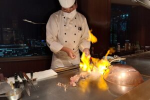 ANAインターコンチネンタルホテル東京の鉄板焼き「赤坂」のフランベ