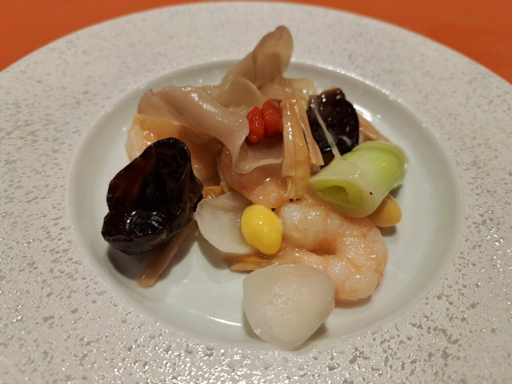 パレスホテル大宮中国料理瑞麟の白きくらげとユリ根と海老の塩味炒め