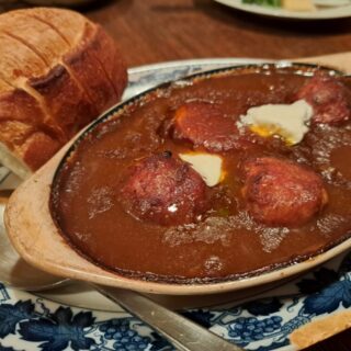 ハングリーハンフリーのミートボールカレーシチュー