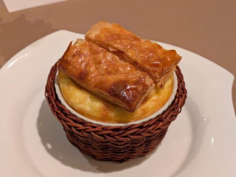 柿の樹のキッシュ