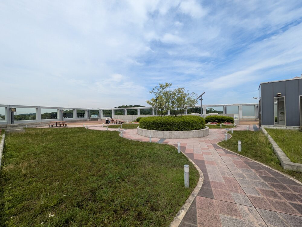 みくにん広場の全景