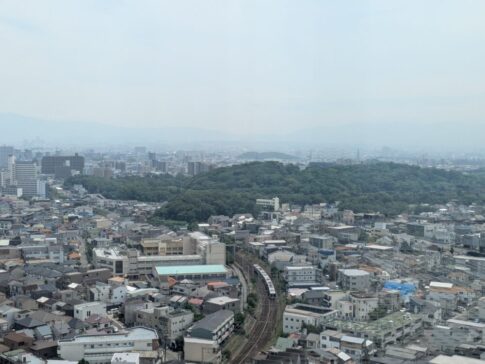 堺市役所21階展望ロビーからの仁徳天皇陵ビュー