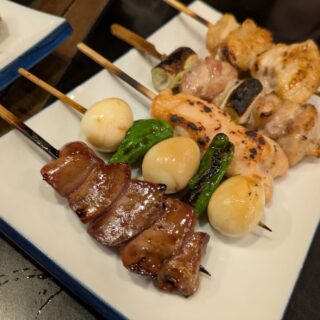八重洲とり安の盛り合わせ