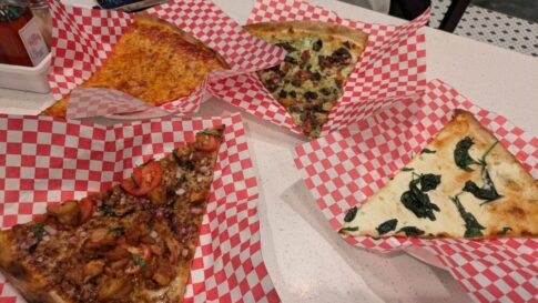 Mulberry Street Pizzeriaのピザ