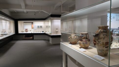 横浜ユーラシア文化館の館内の展示