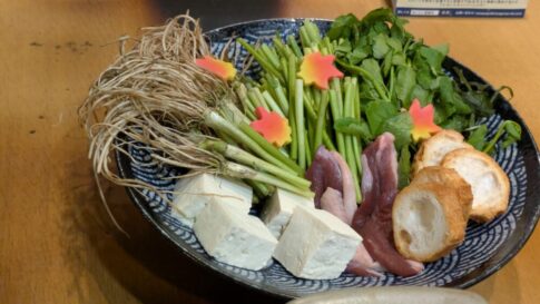 飛梅神田西口店のせり鍋