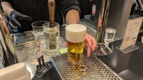 ビールスタンド重富ekieのサーバー