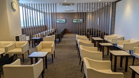 イオンスタイルニッケコルトンプラザ店のイオンラウンジの店内