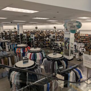 ノードストロームラックの店内