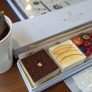 えとせとらの瀬戸の小箱とコーヒー