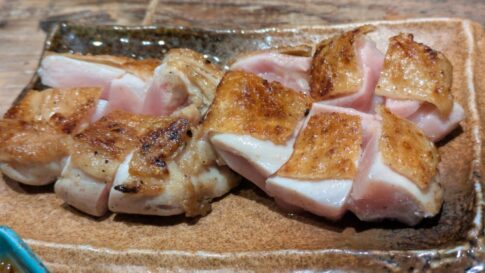 鳥焼き羽矢てのもも焼き