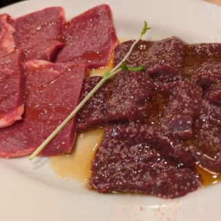 たれ山大井町店のレバーとハツ