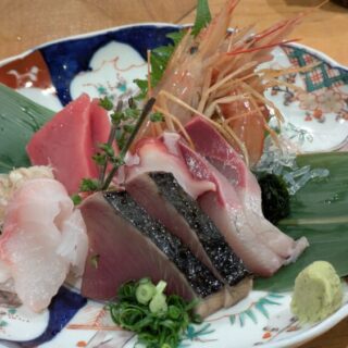 つちよし本八幡の刺身盛り合わせ
