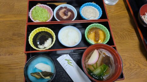 夢乃風の藤原三代お餅膳