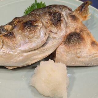 日本橋漁港快海のぶりカマ塩焼き