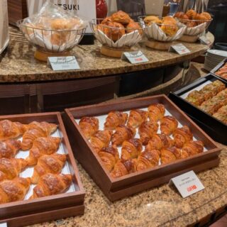 ニューオータニSATSUKIの最強の朝食のピエールエルメのクロワッサン