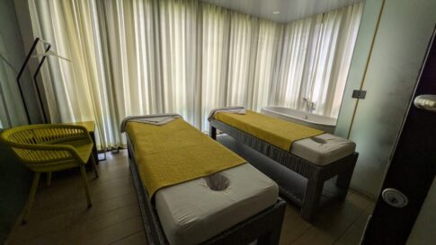 アストリアパラワンのエステの部屋