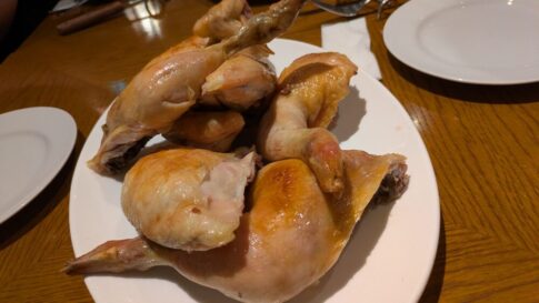 ラ ココリコ 上野本店の薩摩ハーブ悠然鶏のロティサリーチキン